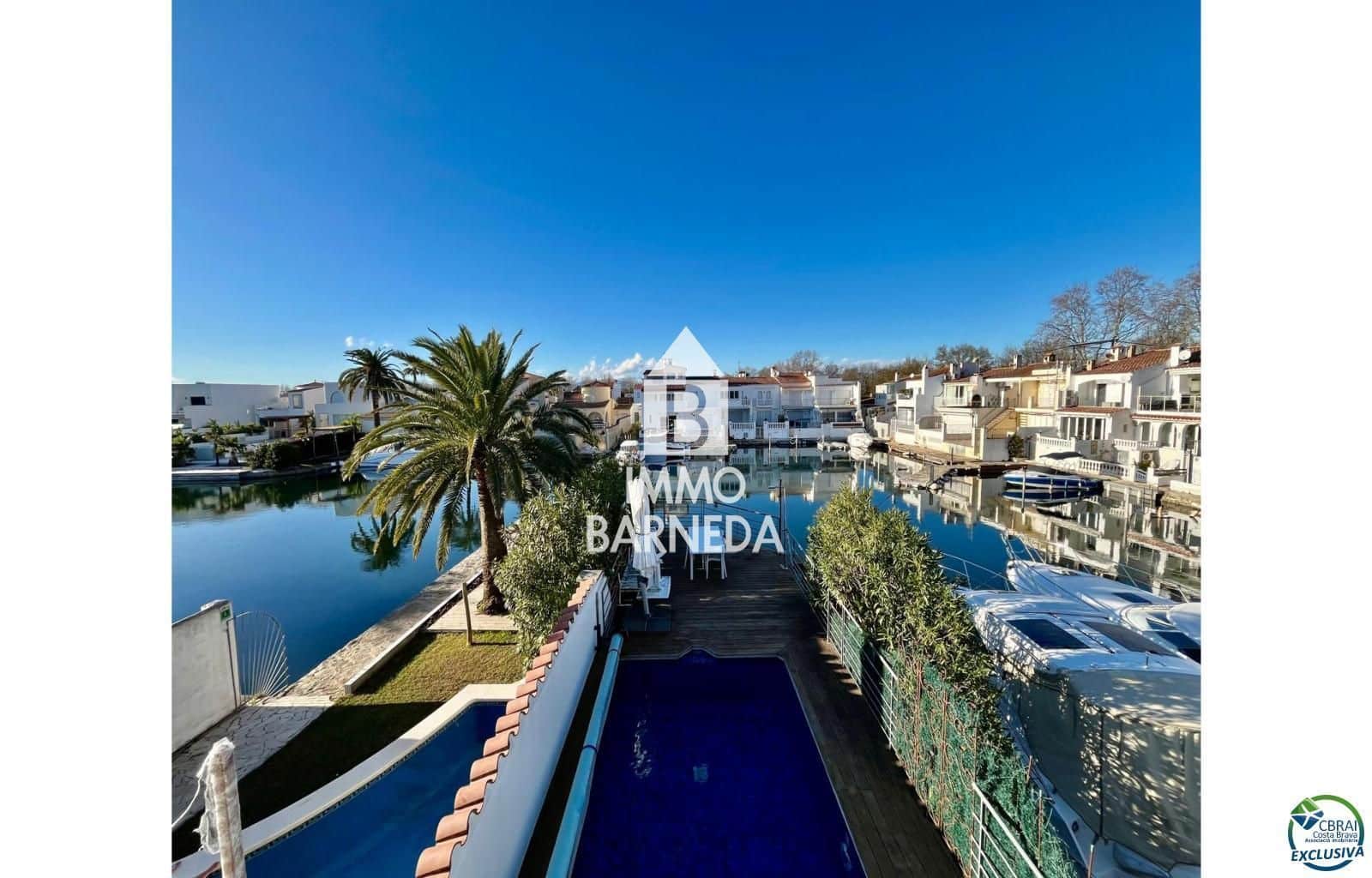 3 sovrum Villa till salu i Empuriabrava med pool garage - 595 000 € (Ref: 9542299)