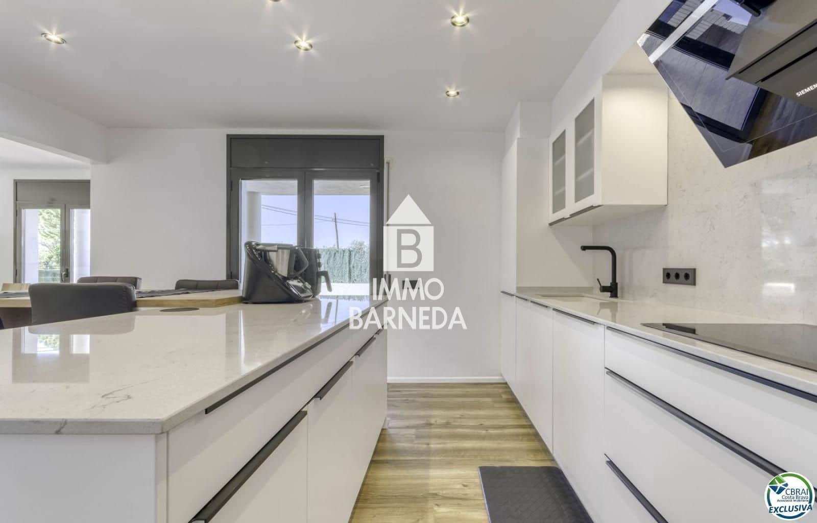 4 bedroom Villa for sale in Cistella with pool garage - € 730,000 (Ref: 9548962)