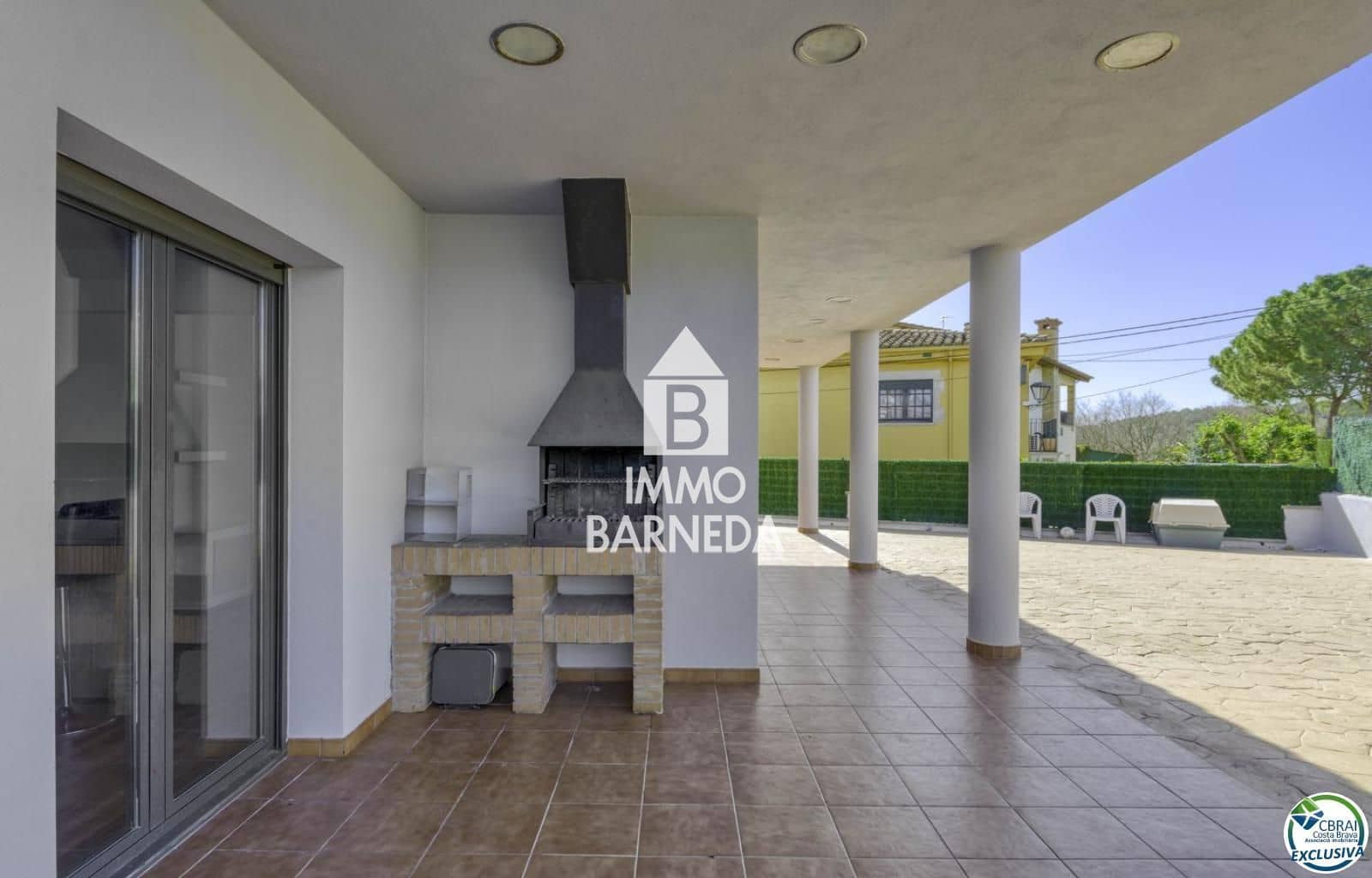 4 bedroom Villa for sale in Cistella with pool garage - € 730,000 (Ref: 9548962)