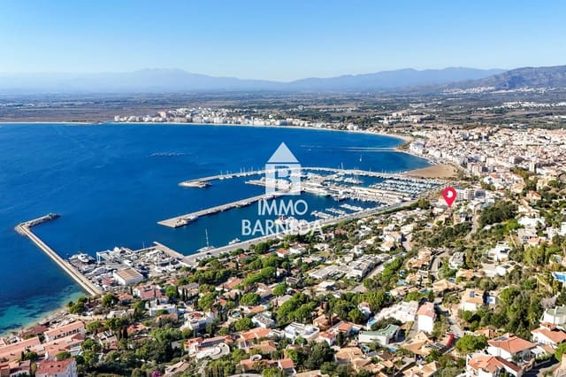 Piso de 2 habitaciones en Roses en venta con garaje - 295.000 € (Ref: 9559267)