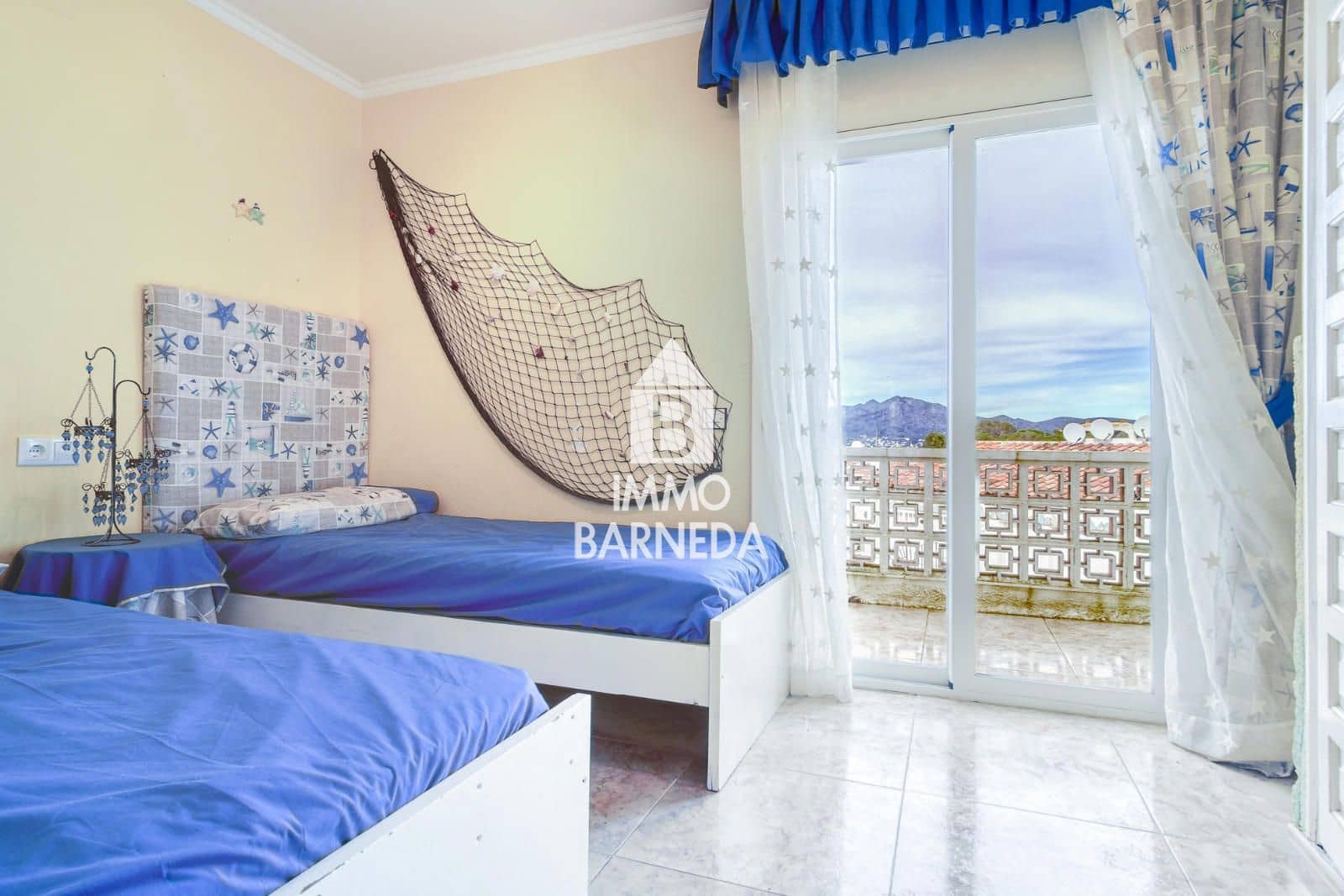 2 chambre Villa/Maison à vendre à Roses avec piscine garage - 225 000 € (Ref: 9572237)