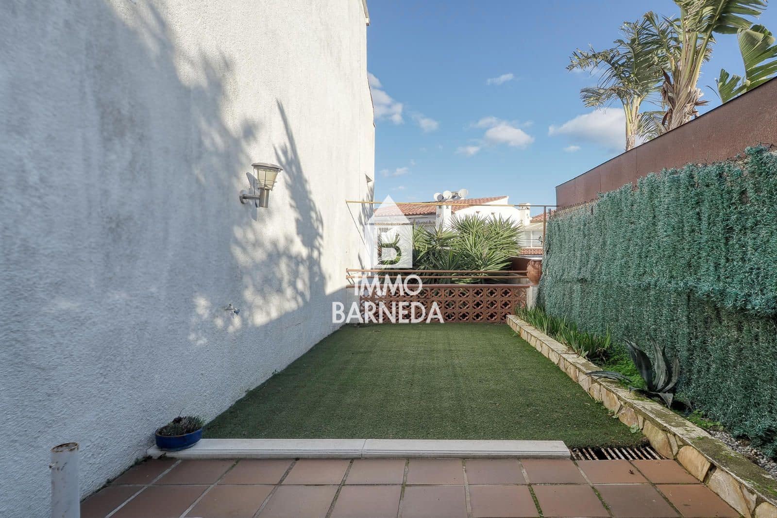 2 chambre Villa/Maison à vendre à Roses avec piscine garage - 225 000 € (Ref: 9572237)