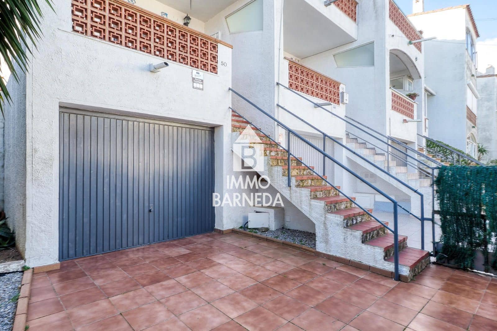 2 chambre Villa/Maison à vendre à Roses avec piscine garage - 225 000 € (Ref: 9572237)