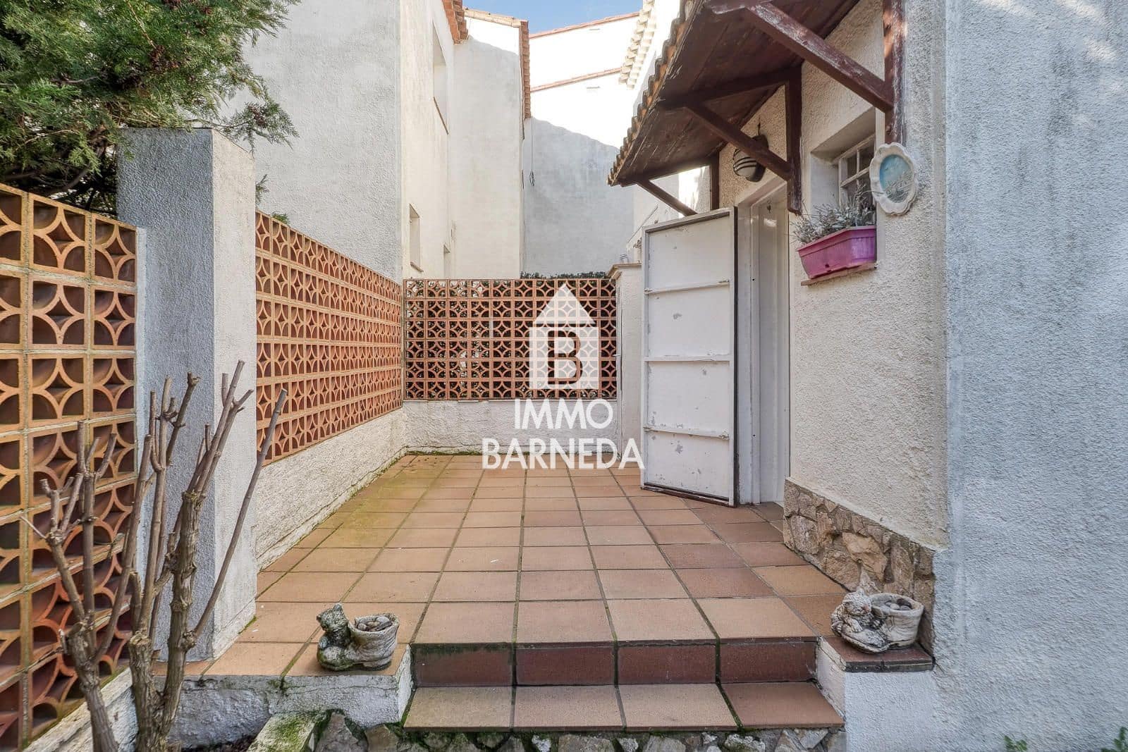 2 chambre Villa/Maison à vendre à Roses avec piscine garage - 225 000 € (Ref: 9572237)