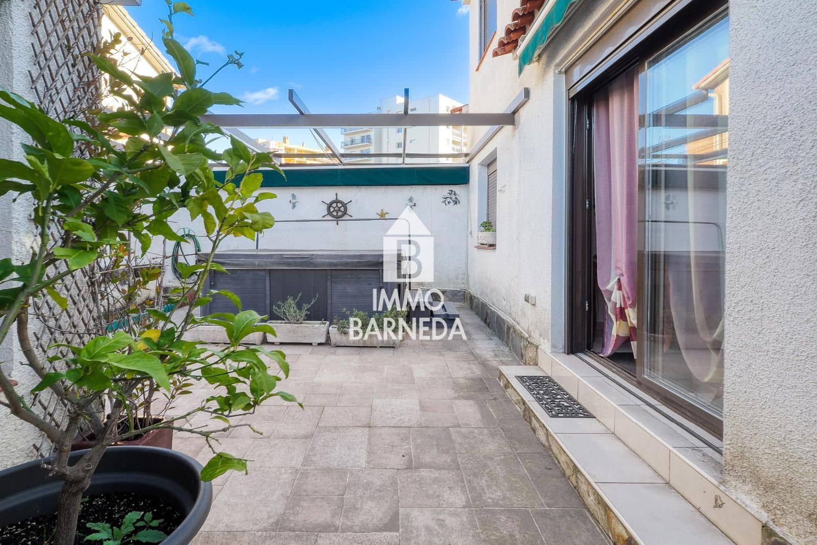 3 slaapkamer Huis te koop in Roses - € 280.000 (Ref: 9575105)