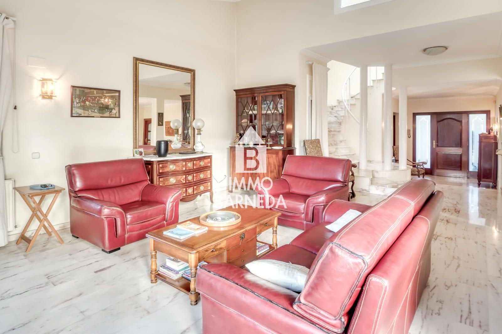 5 makuuhuone Huvila myytävänä paikassa Roses mukana 
autotalli - 700 000 € (Ref: 9584631)