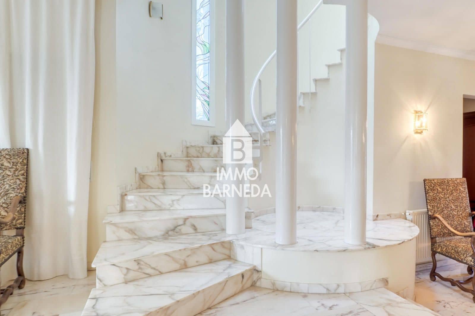 5 makuuhuone Huvila myytävänä paikassa Roses mukana 
autotalli - 700 000 € (Ref: 9584631)