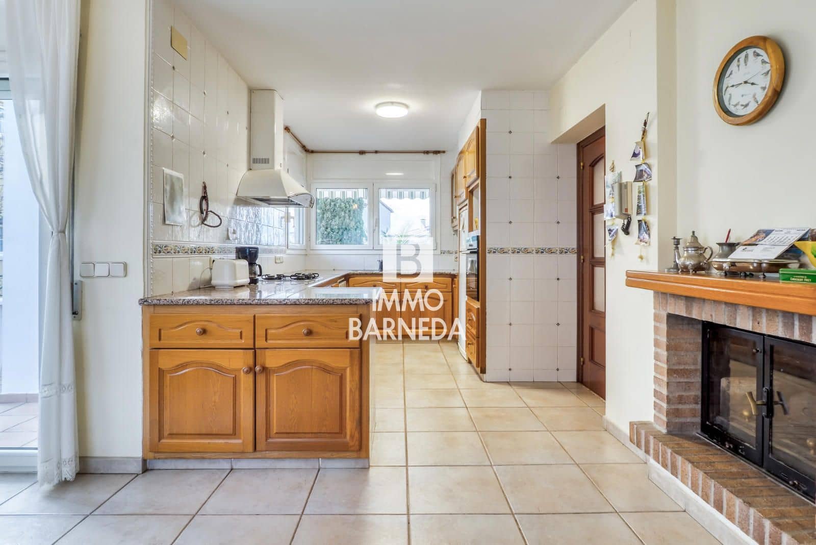 5 makuuhuone Huvila myytävänä paikassa Roses mukana 
autotalli - 700 000 € (Ref: 9584631)