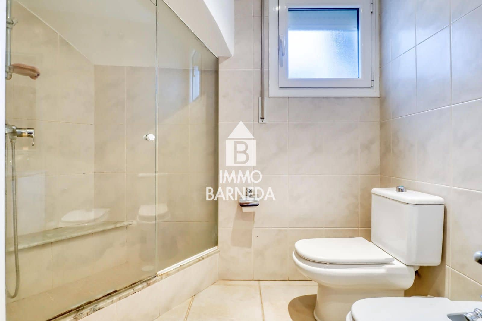 5 makuuhuone Huvila myytävänä paikassa Roses mukana 
autotalli - 700 000 € (Ref: 9584631)