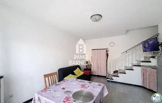 2 Zimmer Villa zu verkaufen in Empuriabrava, Castelló d'Empúries mit Pool - 179.000 € (Ref: 9588473)