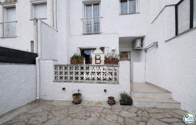 2 Zimmer Villa zu verkaufen in Empuriabrava, Castelló d'Empúries mit Pool - 179.000 € (Ref: 9588473)