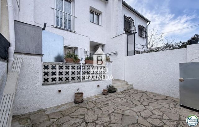 2 Zimmer Villa zu verkaufen in Empuriabrava, Castelló d'Empúries mit Pool - 179.000 € (Ref: 9588473)