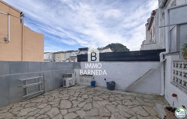 2 Zimmer Villa zu verkaufen in Empuriabrava, Castelló d'Empúries mit Pool - 179.000 € (Ref: 9588473)