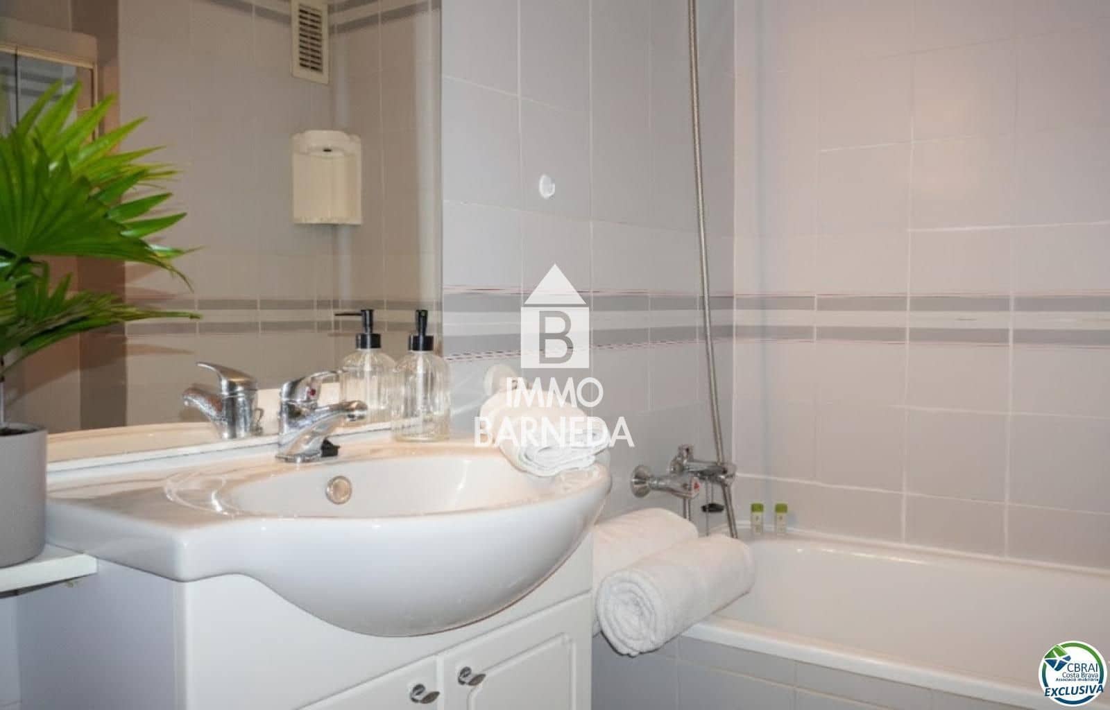 1 bedroom Flat for sale in Empuriabrava - € 130,000 (Ref: 9588474)