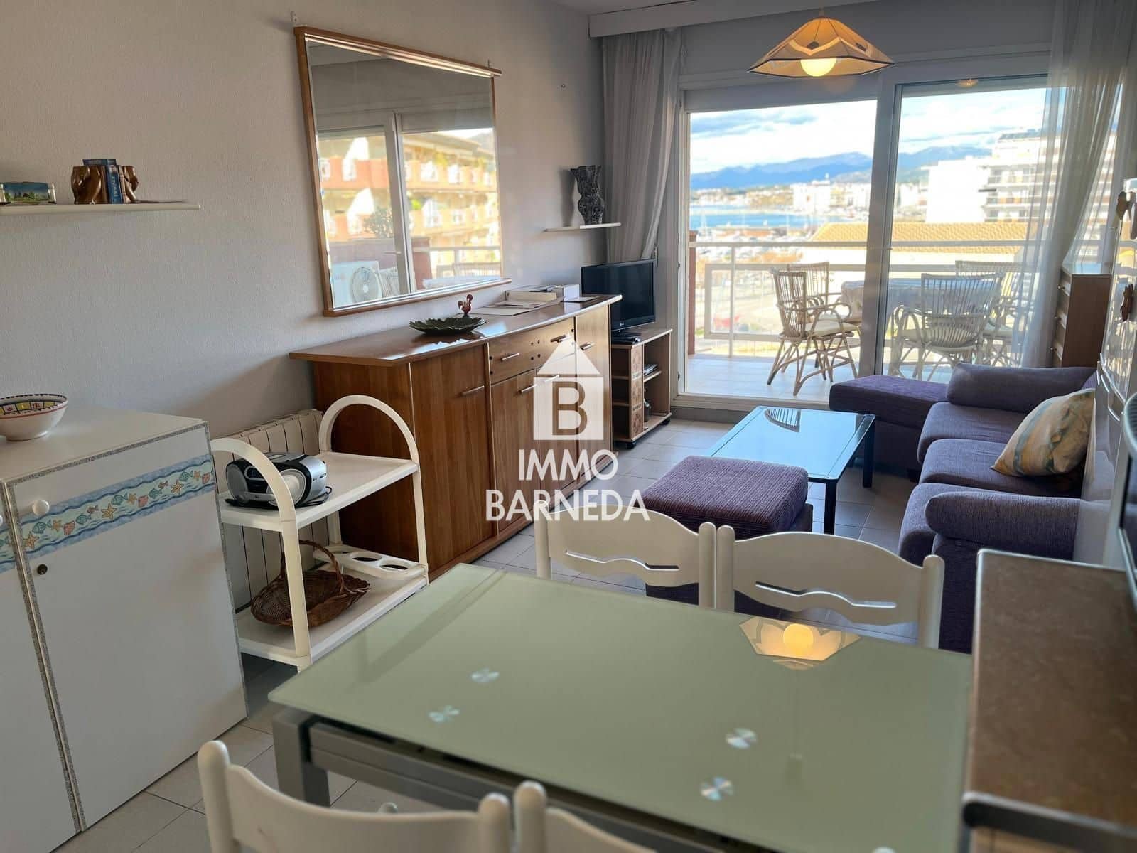 Piso de 2 habitaciones en Roses en venta con garaje - 285.000 € (Ref: 9609547)