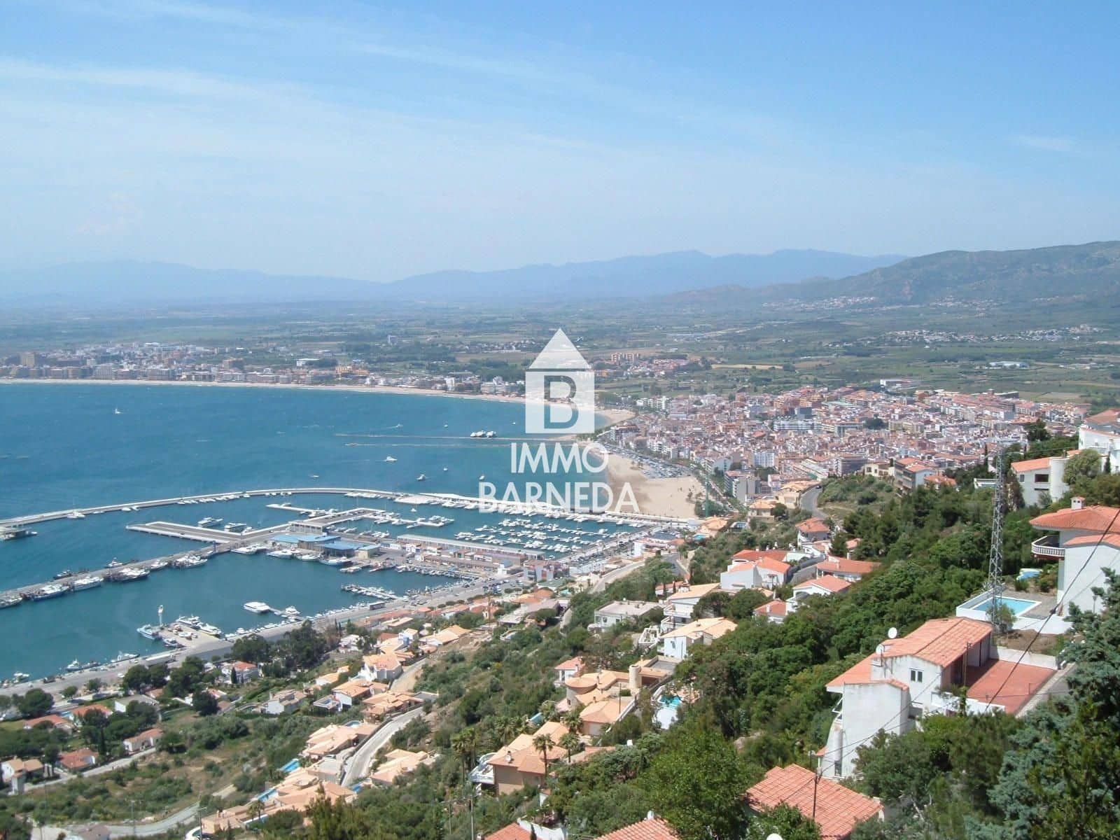 Piso de 2 habitaciones en Roses en venta con garaje - 285.000 € (Ref: 9609547)