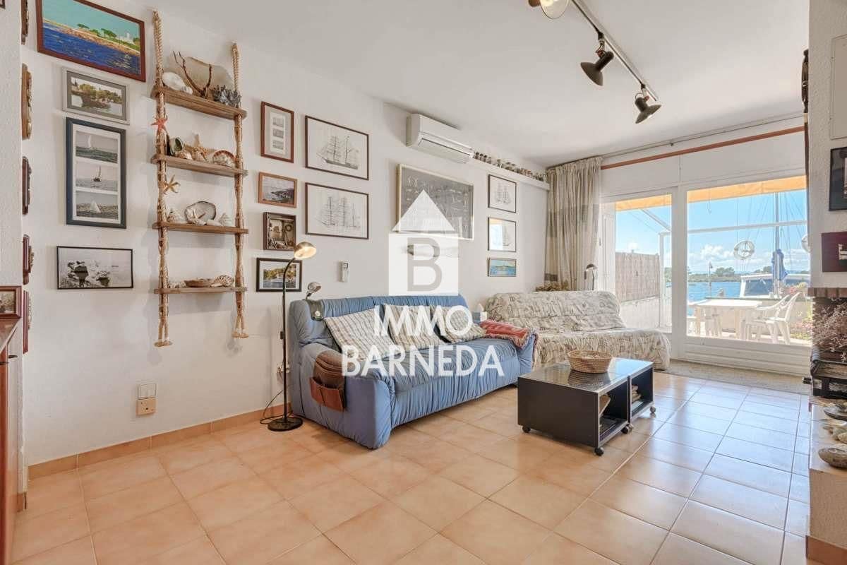 Chalet de 4 habitaciones en Santa Margarida en venta con garaje - 645.000 € (Ref: 9609549)