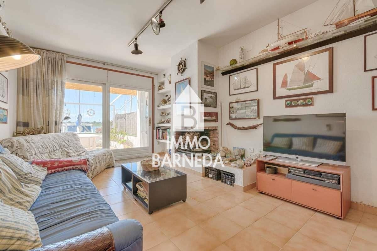 Chalet de 4 habitaciones en Santa Margarida en venta con garaje - 645.000 € (Ref: 9609549)