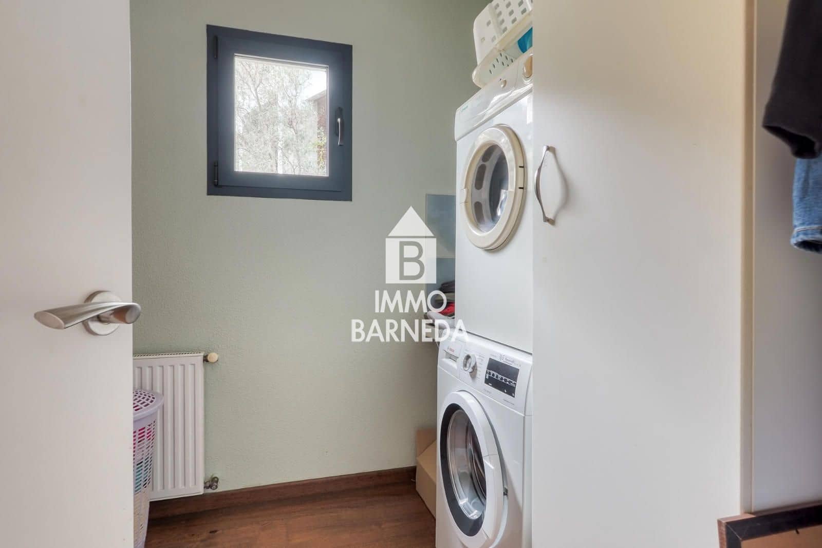 3 makuuhuone Omakotitalo myytävänä paikassa Roses mukana uima-altaan 
autotalli - 980 000 € (Ref: 9623226)