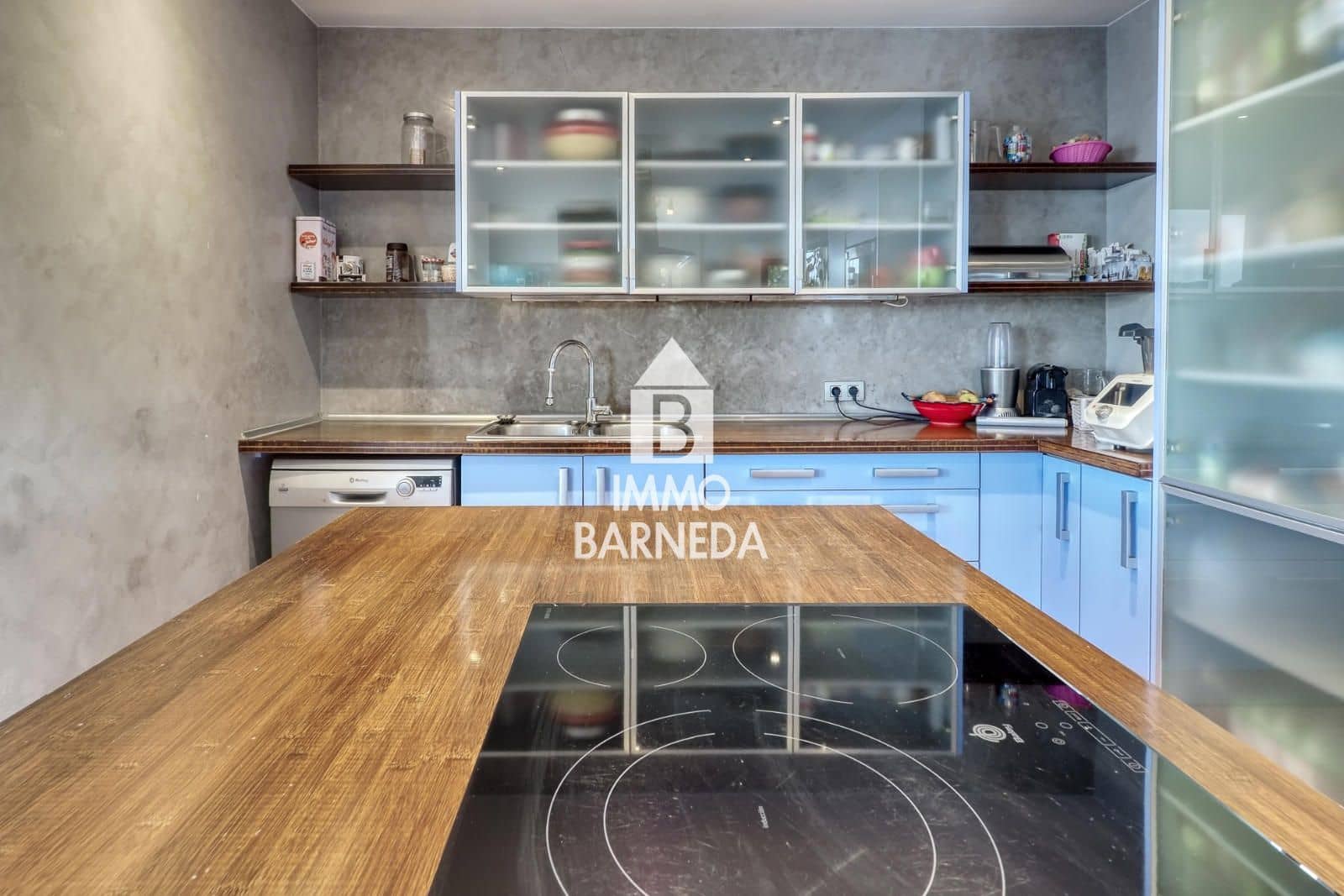 3 makuuhuone Omakotitalo myytävänä paikassa Roses mukana uima-altaan 
autotalli - 980 000 € (Ref: 9623226)