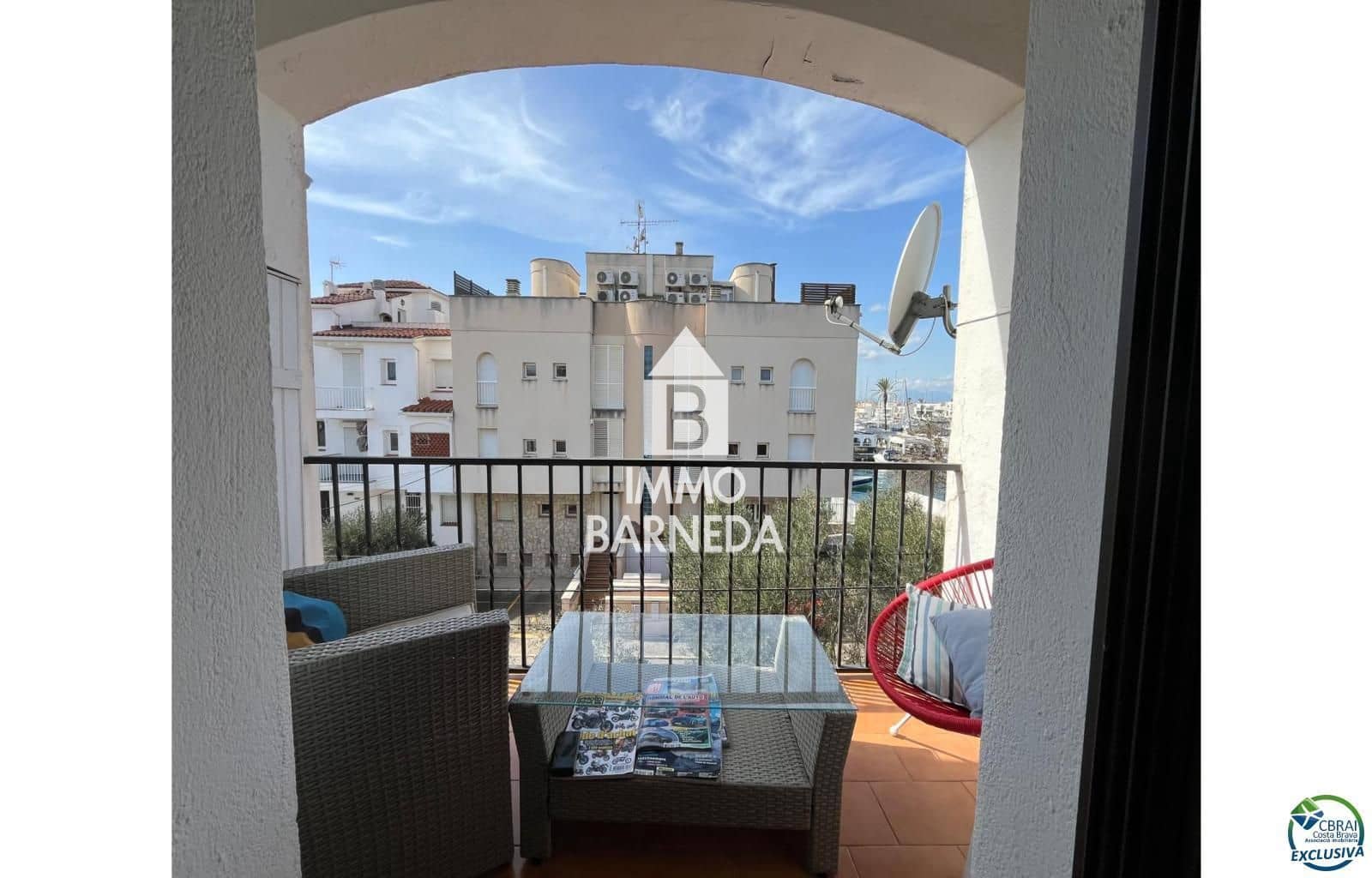 Piso de 2 habitaciones en Empuriabrava en venta - 255.000 € (Ref: 9627990)