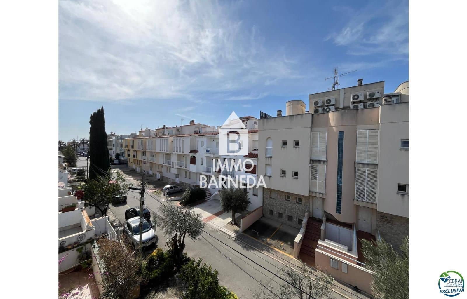 Piso de 2 habitaciones en Empuriabrava en venta - 255.000 € (Ref: 9627990)