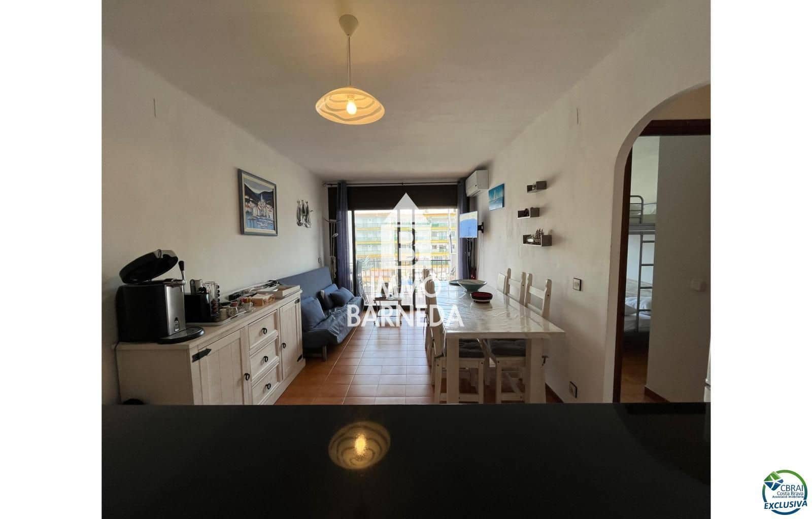 Piso de 2 habitaciones en Empuriabrava en venta - 255.000 € (Ref: 9627990)