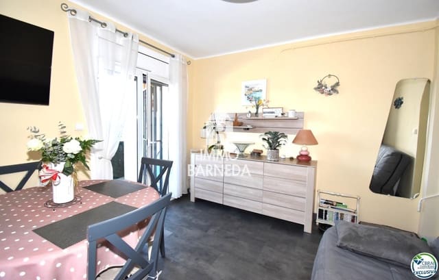 1 slaapkamer Flat te koop in Roses met garage - € 179.000 (Ref: 9634769)