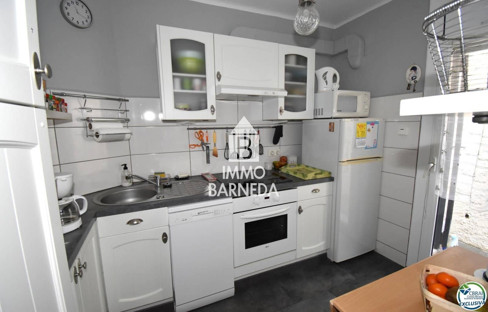 1 slaapkamer Flat te koop in Roses met garage - € 179.000 (Ref: 9634769)