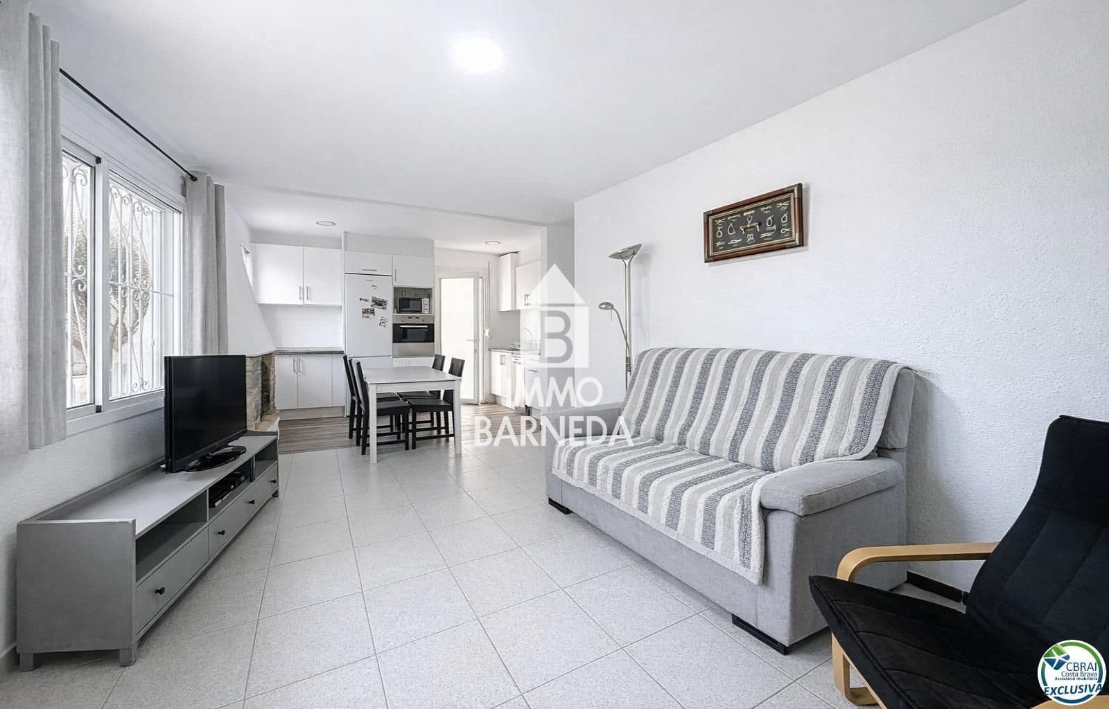 4 bedroom Villa for sale in Empuriabrava with garage - € 369,000 (Ref: 9649842)