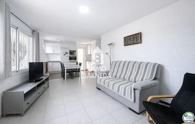 4 bedroom Villa for sale in Empuriabrava, Castelló d'Empúries with garage - € 369,000 (Ref: 9649842)