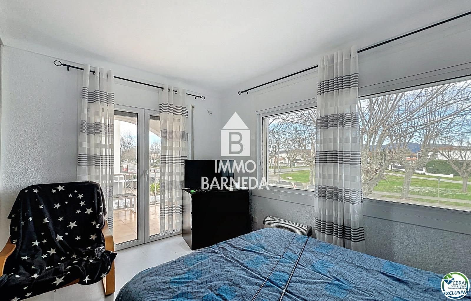 4 bedroom Villa for sale in Empuriabrava with garage - € 369,000 (Ref: 9649842)