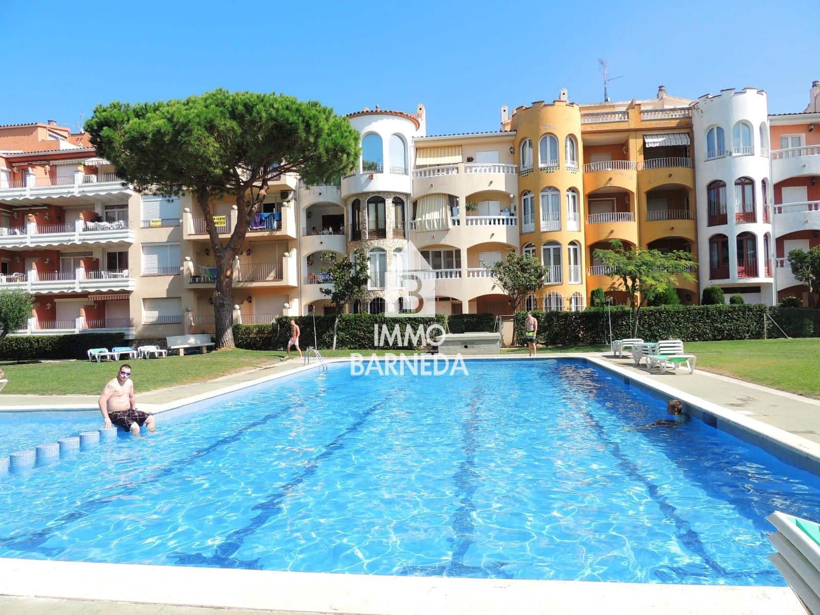 3 sovrum Lägenhet till salu i Empuriabrava med pool - 205 000 € (Ref: 9652356)