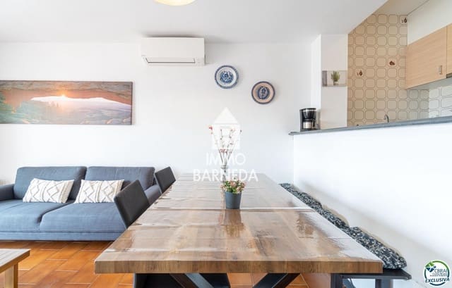 3 sovrum Lägenhet till salu i Empuriabrava, Castelló d'Empúries med pool - 205 000 € (Ref: 9652356)