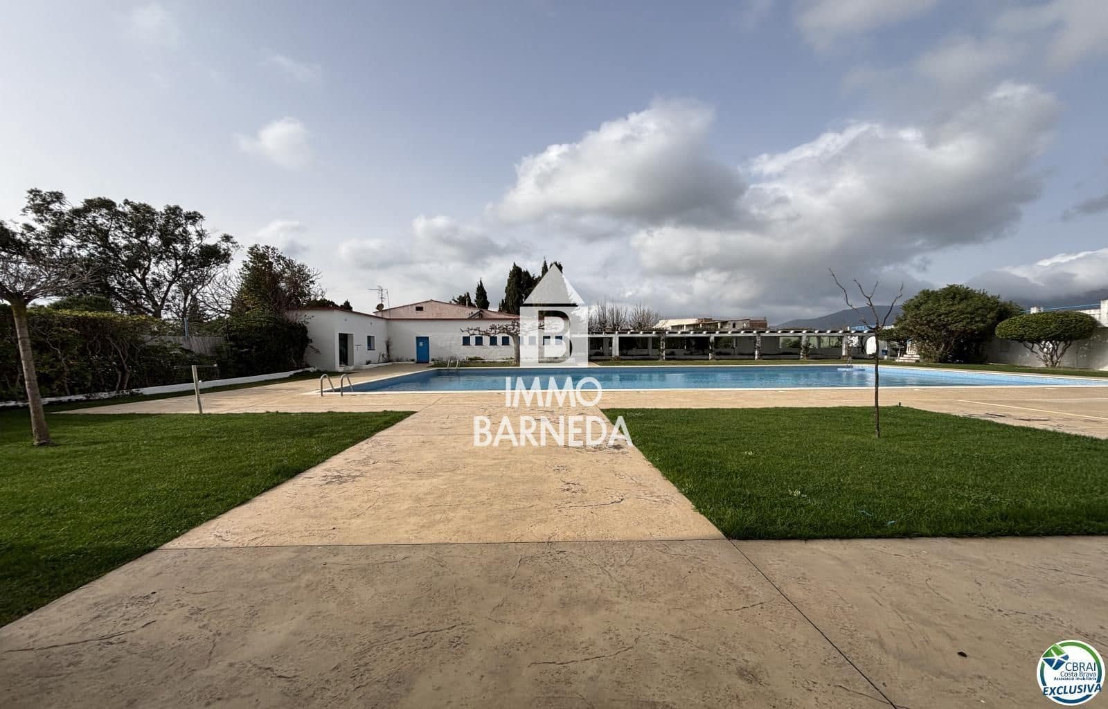 Appartamento in vendita in Roses con piscina garage - 85.000 € (Rif: 9652357)