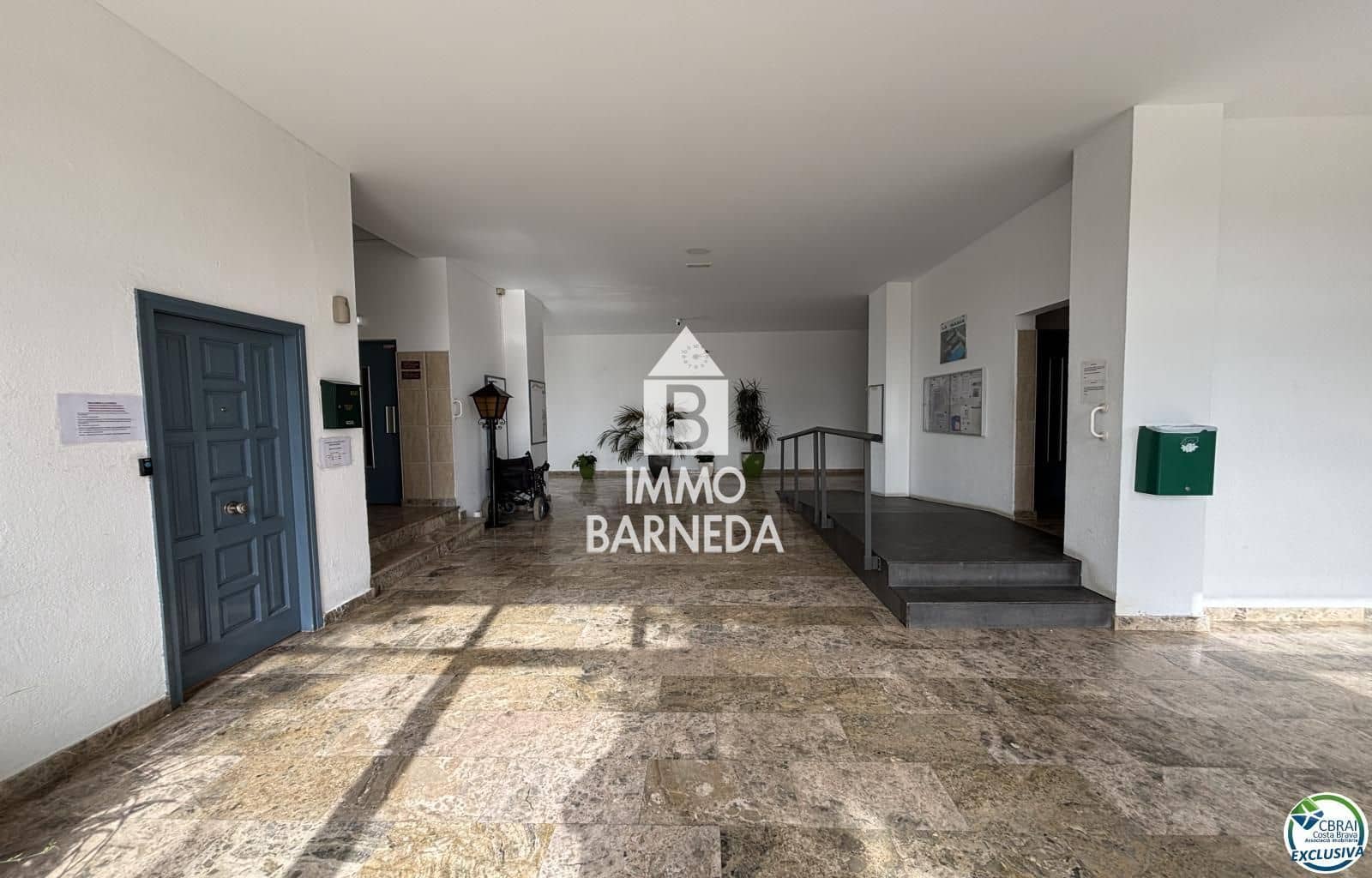 Appartamento in vendita in Roses con piscina garage - 85.000 € (Rif: 9652357)