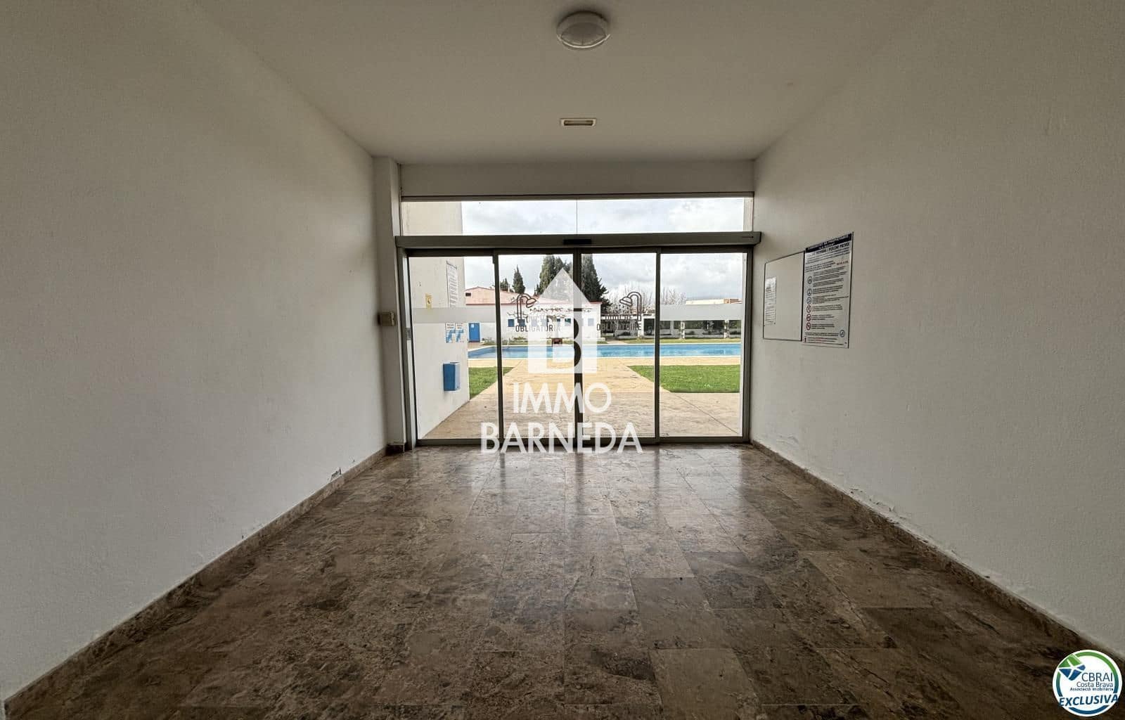 Appartamento in vendita in Roses con piscina garage - 85.000 € (Rif: 9652357)