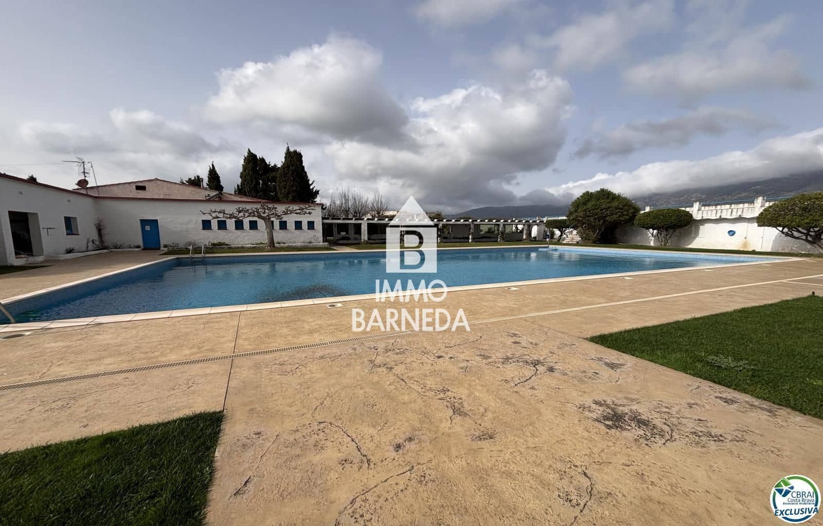 Appartamento in vendita in Roses con piscina garage - 85.000 € (Rif: 9652357)