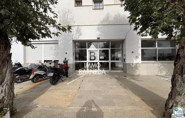 Appartamento in vendita in Roses con piscina garage - 85.000 € (Rif: 9652357)