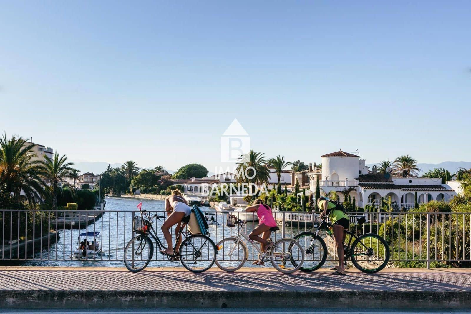 2 Zimmer Wohnung zu verkaufen in Empuriabrava mit Pool Garage - 170.000 € (Ref: 9675106)