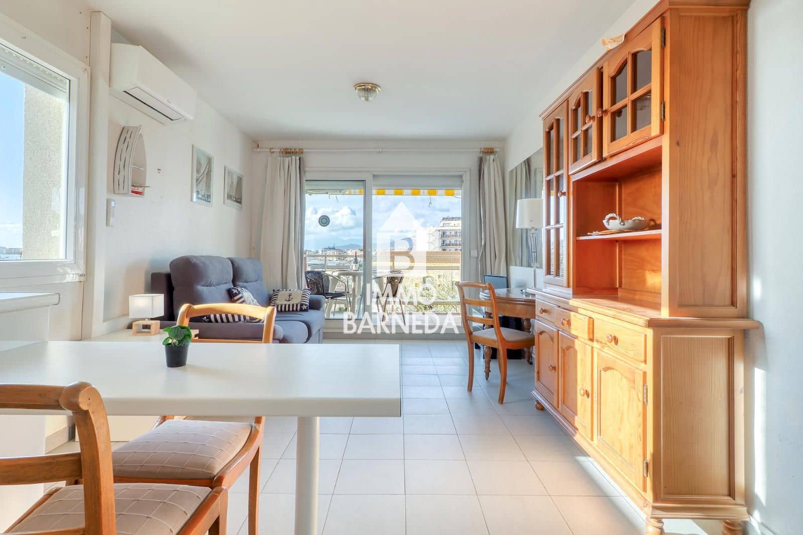 2 slaapkamer Flat te koop in Roses - € 235.000 (Ref: 9679285)