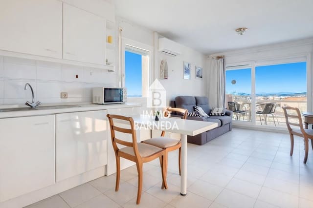 2 makuuhuone Asunto myytävänä paikassa Roses - 235 000 € (Ref: 9679285)