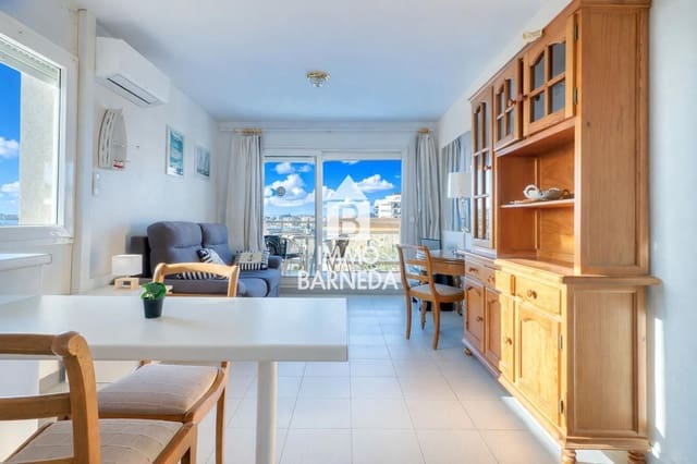 2 makuuhuone Asunto myytävänä paikassa Roses - 235 000 € (Ref: 9679285)