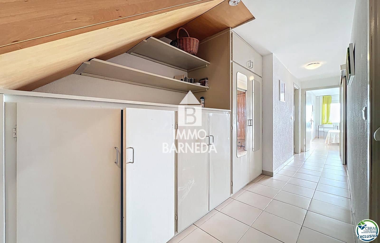 2 makuuhuone Asunto myytävänä paikassa Roses mukana 
autotalli - 295 000 € (Ref: 9687342)