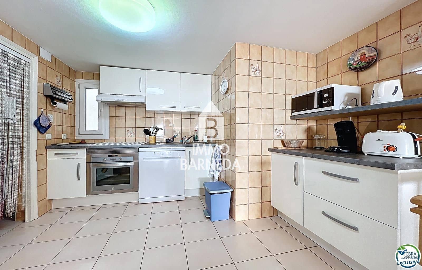 2 makuuhuone Asunto myytävänä paikassa Roses mukana 
autotalli - 295 000 € (Ref: 9687342)