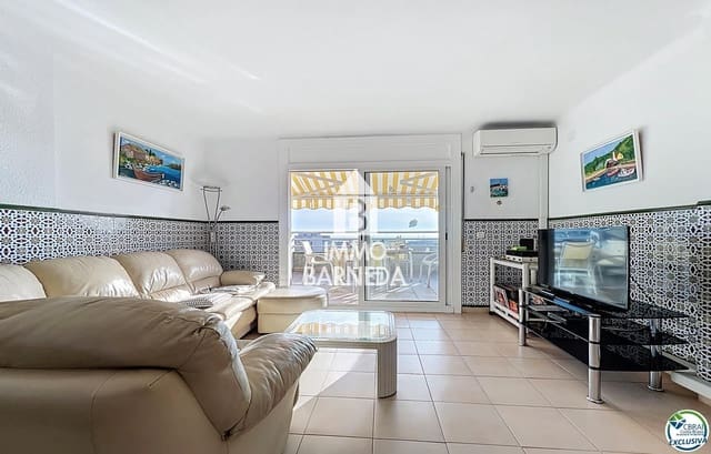 2 makuuhuone Asunto myytävänä paikassa Roses mukana 
autotalli - 295 000 € (Ref: 9687342)