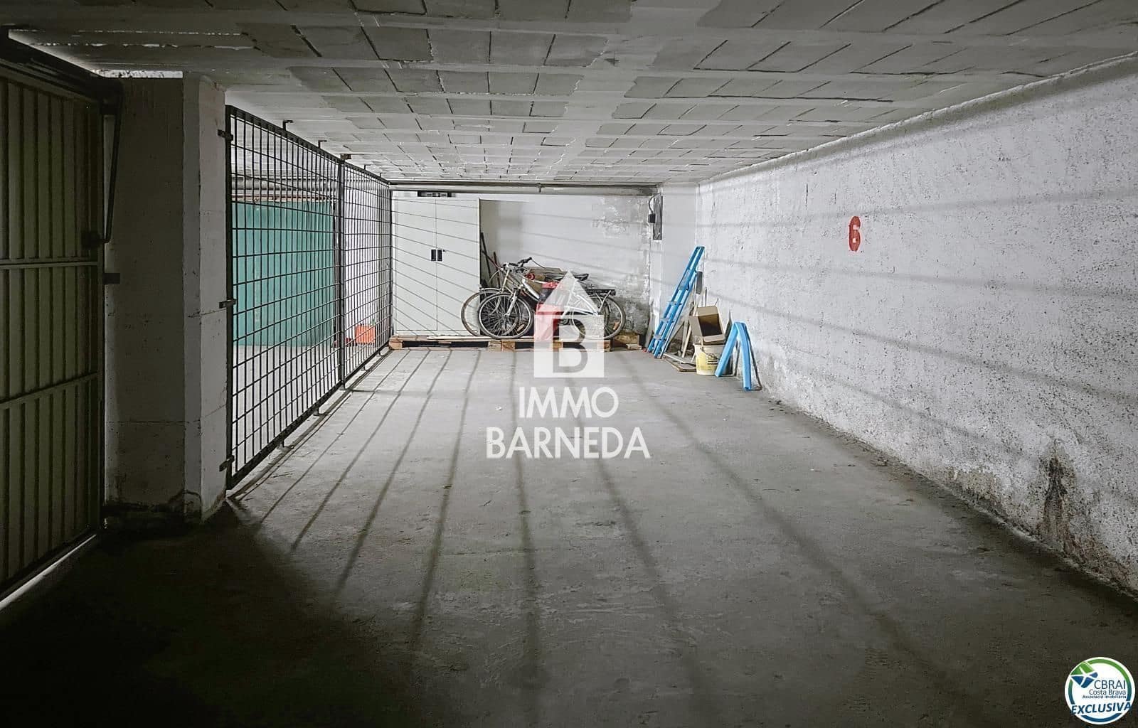 2 makuuhuone Asunto myytävänä paikassa Roses mukana 
autotalli - 295 000 € (Ref: 9687342)