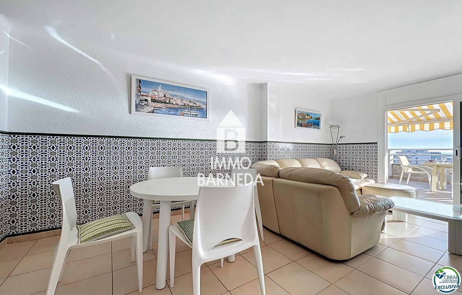 2 makuuhuone Asunto myytävänä paikassa Roses mukana 
autotalli - 295 000 € (Ref: 9687342)