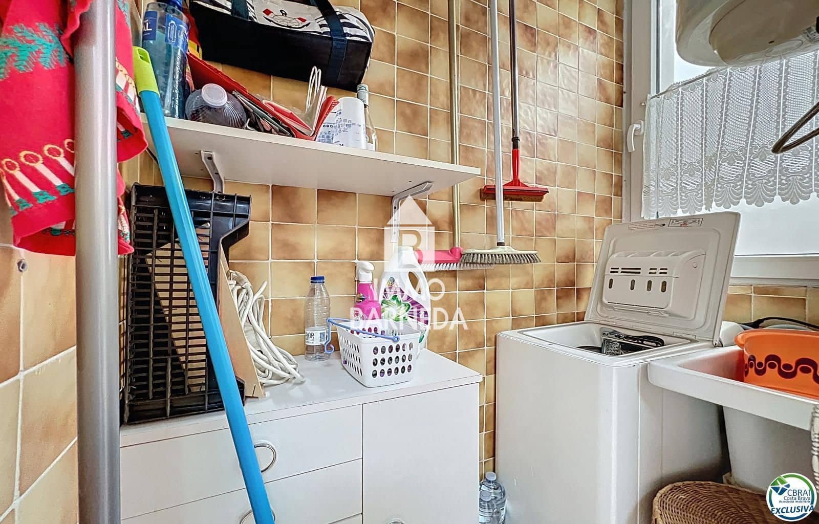 2 makuuhuone Asunto myytävänä paikassa Roses mukana 
autotalli - 295 000 € (Ref: 9687342)