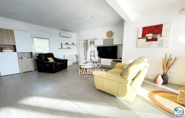 4 sovrum Villa till salu i El Mas Fumats, Roses med pool garage - 765 000 € (Ref: 9699259)